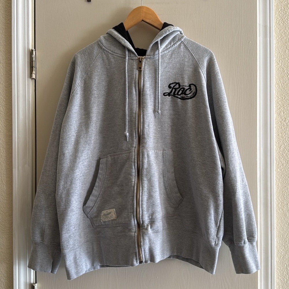 VTG 2000s Rocawear Zip up Embroidered Sweatshirt Sz 2X